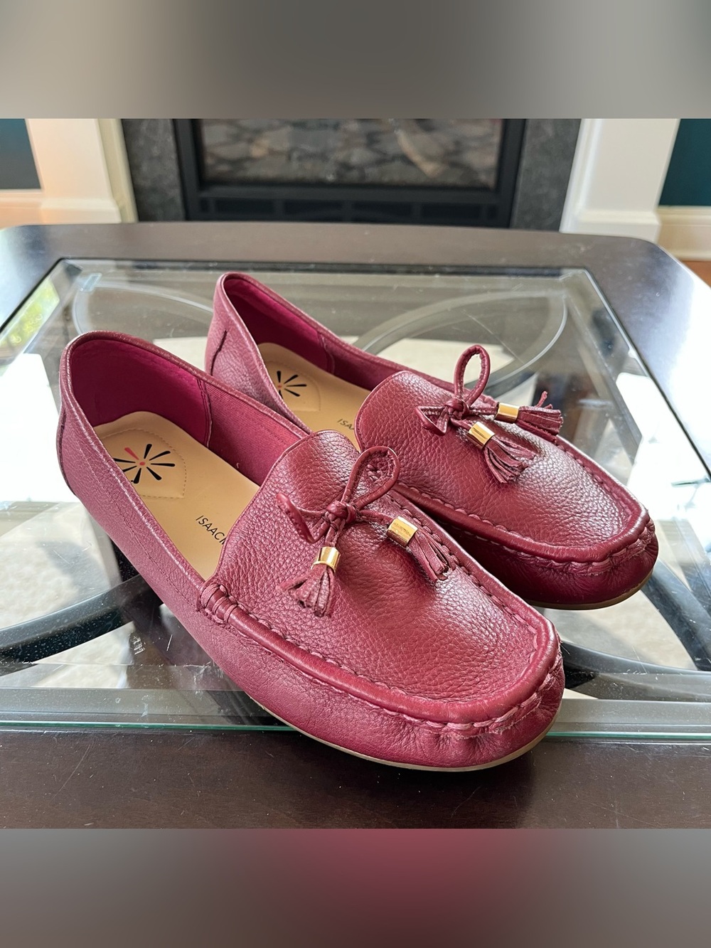 Isaac Mizrahi Live Burgundy Leather Loafers tassel loafer moccasins Womens 7.5